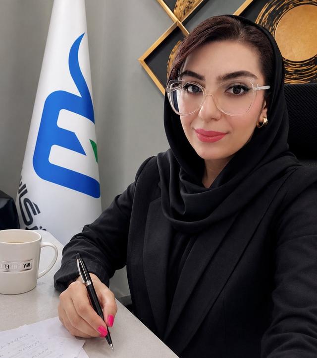 مژده احمدی